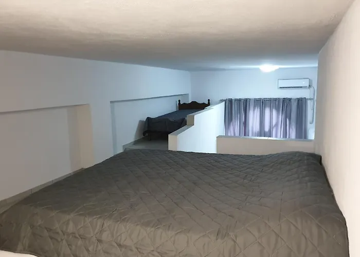 Porto Castello Fíra