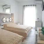 Porto Castello Hotel Firá