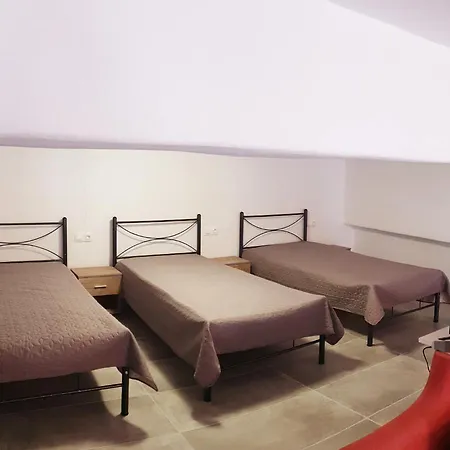 珀特卡斯特洛酒店 3*