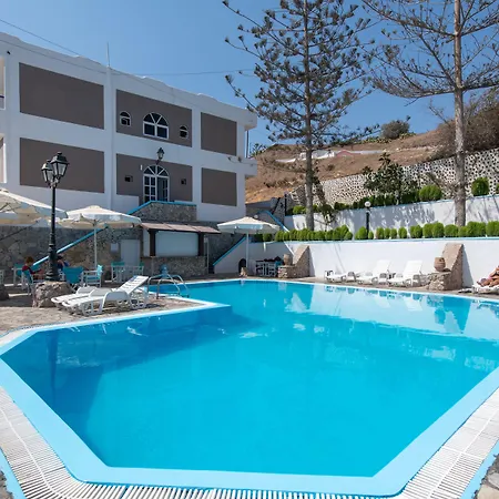 Porto Castello Fira (Santorini)