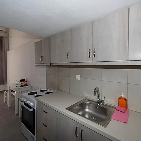 Szálloda Porto Castello 3*