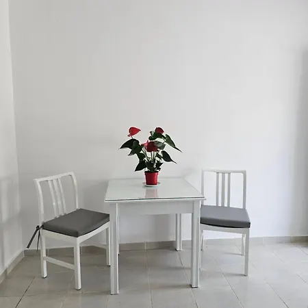 Porto Castello 3*