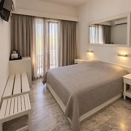 Hotel Porto Castello Fira (Santorini)