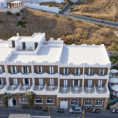 Porto Castello Fira (Santorini)
