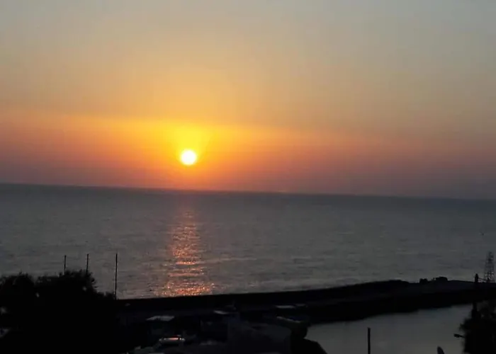 Porto Castello 3* סנטוריני