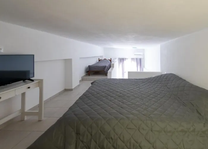 Porto Castello 3* סנטוריני