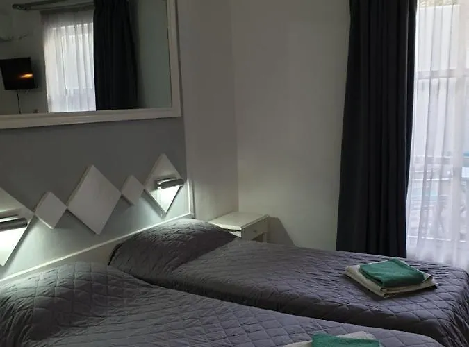 Porto Castello Firá