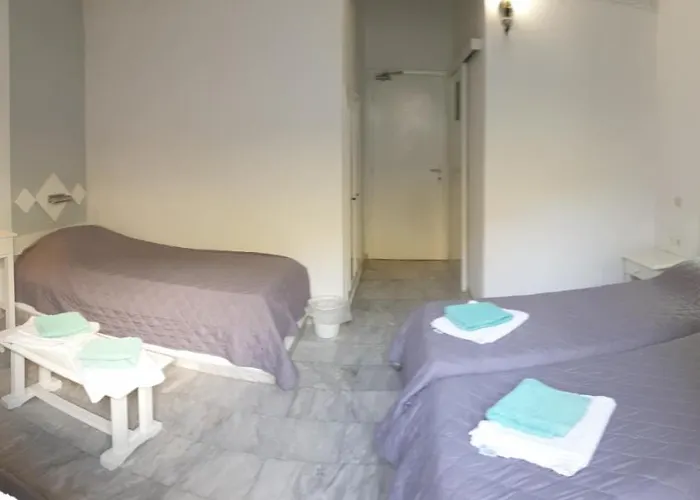 מלון Porto Castello 3*