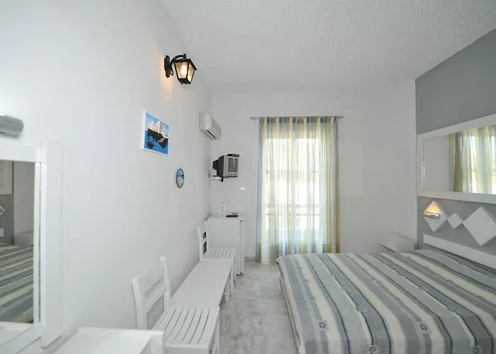 מלון Porto Castello סנטוריני