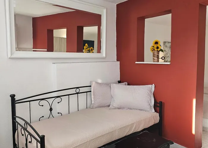 Porto Castello 3* סנטוריני