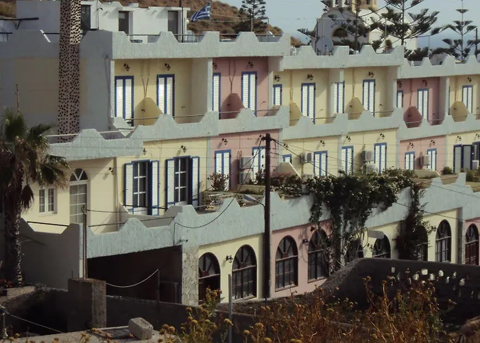 Porto Castello סנטוריני