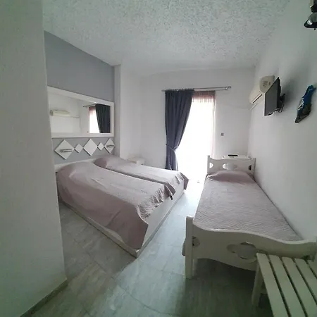 Hotel Porto Castello 3*