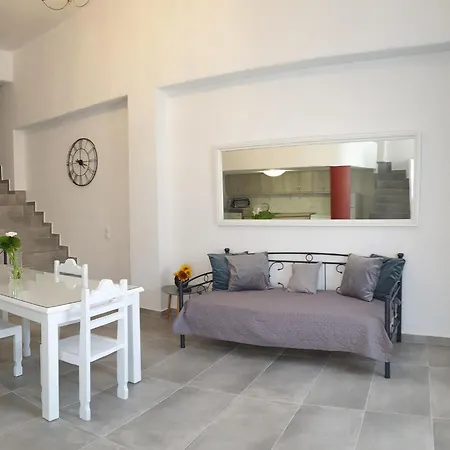 Porto Castello Φηρά