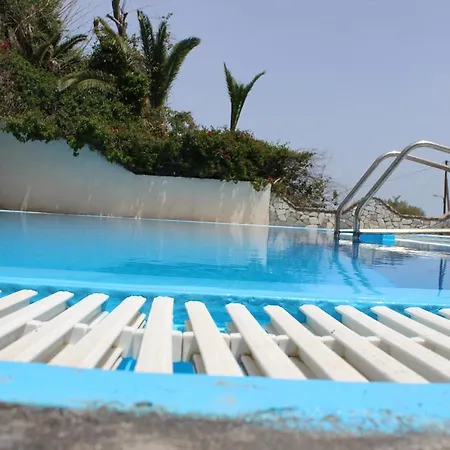 Porto Castello 3* Fira (Santorini)