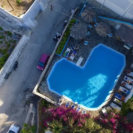 Porto Castello Fira (Santorini)