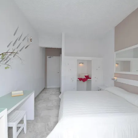 Porto Castello 3* Φηρά