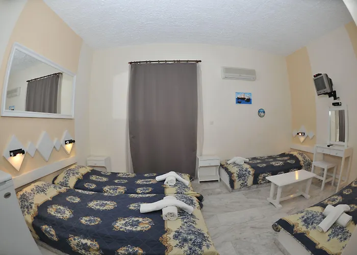 Porto Castello Hotell 3*