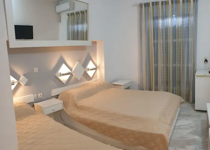 Hotell Porto Castello 3*