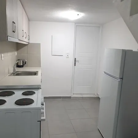 Porto Castello סנטוריני