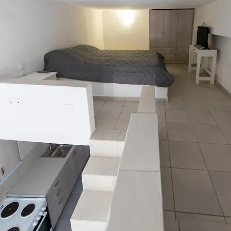 Porto Castello מלון 3*