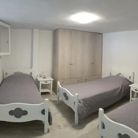 מלון Porto Castello 3*